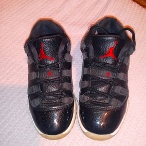 Air Jordan 11 Retro Low childs size 11